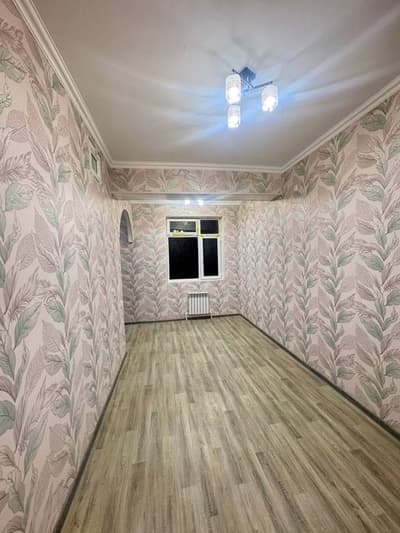 Яшнабад ЖК Азия Хаус срочно продается квартира  2/1/8  42м2