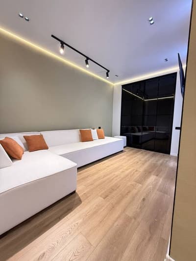 Юнусабад 13 каартал 2/8/8 (50²) продаётся новостройка