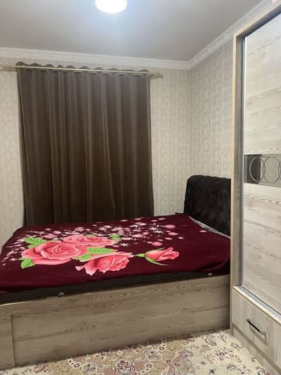 Yangi Choshtepada 2 xona sotiladi narsalari bilan