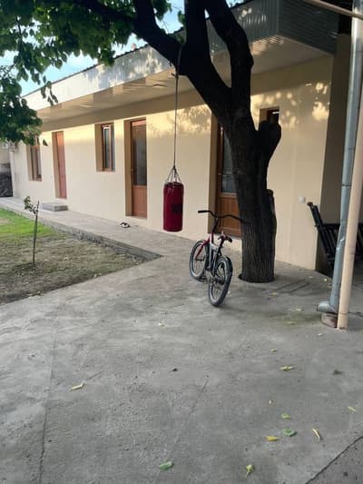 Сагбан в тупике 4.11-соток без фасада 5-ком Продаётся Участок