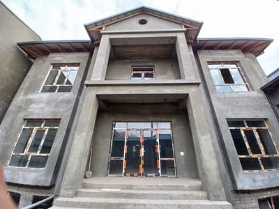 Продается коттедж! 4 соток. Учтепинский район. Улица Изза.