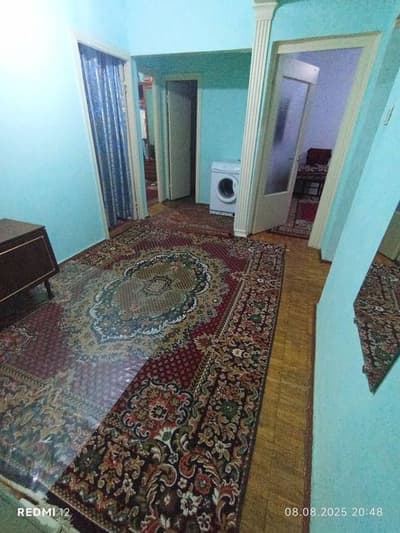 Квартира массив 7 возле метро 3/2/9