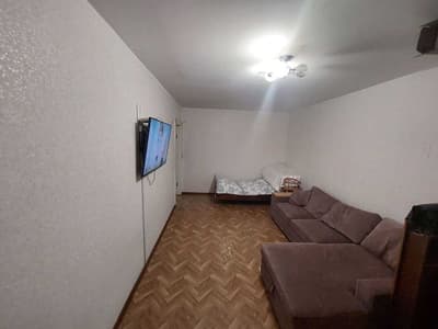 M1195 ПРОДАЕТСЯ 1/2/4 Квартира Ор.р: Фархадский Базар,Чиланзар Г9А