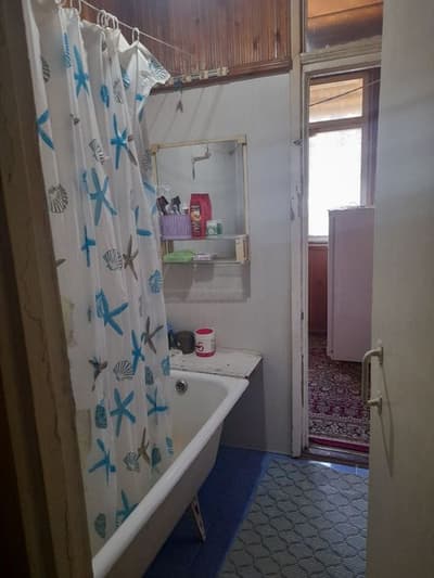 Панельный  2/4/4.  1,5×3 балкон.