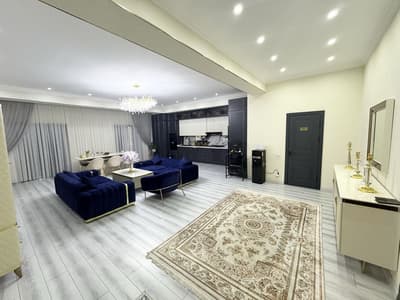 Продается 5 комнатная квартира.Мирзо Улугбекский район.Ц Луначарского