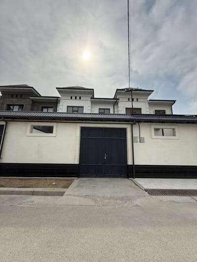 Срочно продаётся 1,4-сотик 6-комн участка в Сергели Ханабад