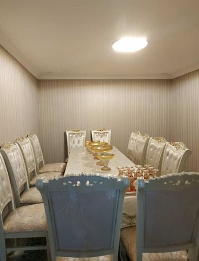 Тайор ховли сотилади