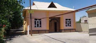 Ховли сотилади 5 сотих 5 хона Навои вил. Кизилтепа тум.Бустон центрида