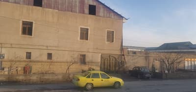 Участка большой в дол дороги 7.5  .10 комнат соток