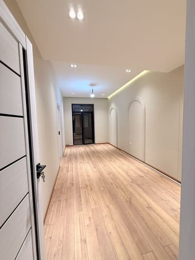 Продаётся квартира рядом метро Алмас с новым ремонтом в хорошем цене !