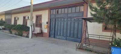 Пиштган ғиштдан қурилган 6-сотихдан иборат тайер подключ коттедж