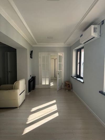 Продаётся шикарная кв-ра со всеми условиями на Мирзо Улугбекском район