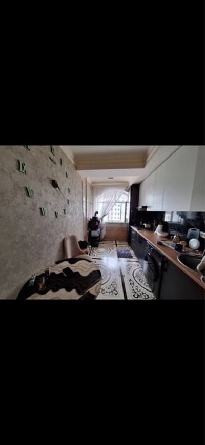 Продаю квартиру на улице Паркент 241