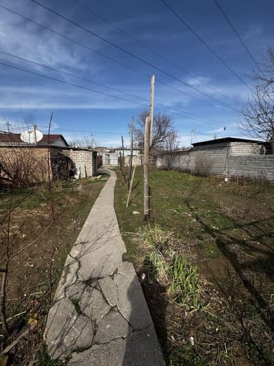 Дом 2 комнаты акавак