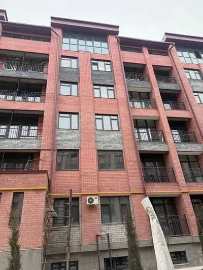 Grand city  яшнабад безрем узбум Площадь: 56 Ислом-ота мечеть, Узбум;