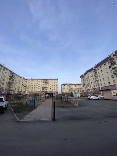 Продаётся Сергели 6а 2 комн 1 этаж 50 кв можно ипотеку