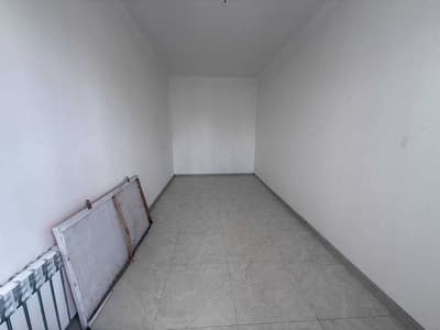 СРОЧНО !! Продается нежылое в Яшнабаде 1/1/4 ( 32кв/м ) Авиасозлар 4