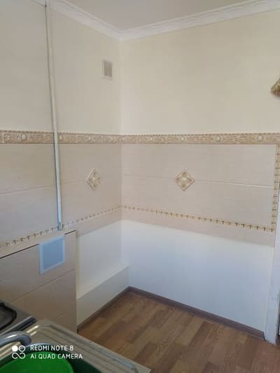 Продается 1-комнатная квартира в центре города Чирчика дом галерейная