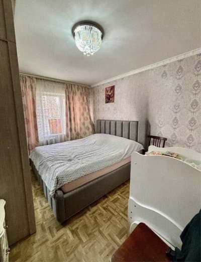 Ялонгоч 3 ком( кирпич)