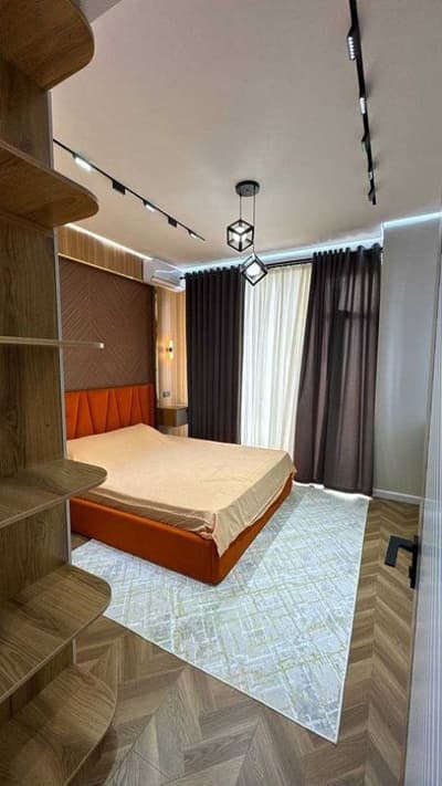 Продаю 2 комн c Арендатором 800 у.е / Максим Горкый / ул Сайрам ID04