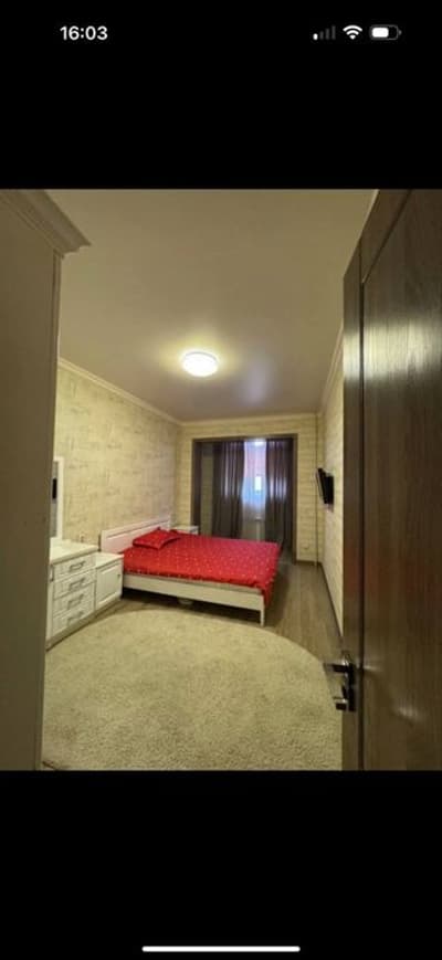 Паркенский Продается 4 ком спецплан