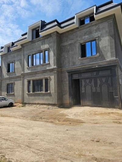 Уй Бку Барака бозори оркасида, 4,7 сотих 12 хона