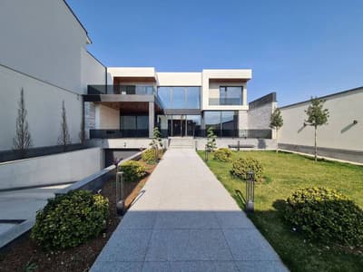 Продаётся дом Мирзо Улугбекский район Центр Луначарского