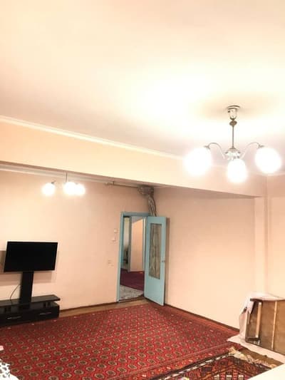 Срочно продается 5ком .квартира,массив куйлик7,метро 10бекат