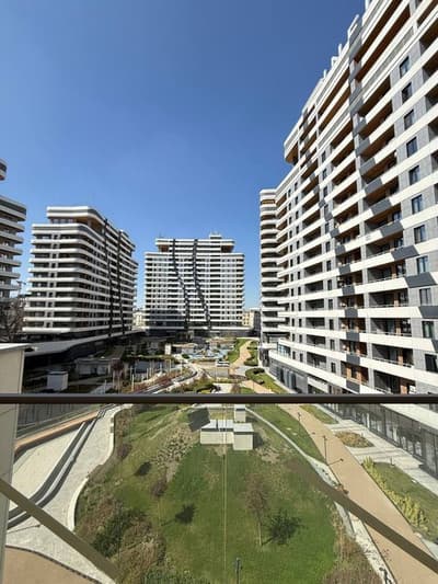 Продаётся 4/5/8 квартира коробка, Ц1, Садыка Азимова