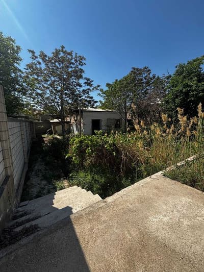 Buxoro shaxrida 8 sotiq uchastka sotiladi