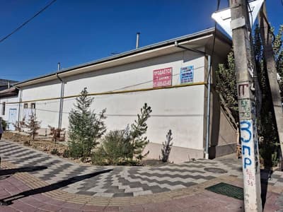 Олмазор тумани  мевазор кучада 6. 8 сотихли уй чотилади