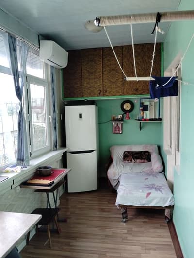 Продам сергели Дустлик1 3ком 3этаж 4этажки балкон2х6 в хорошем месте