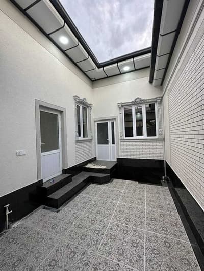 1-sotixli uy sotiladi