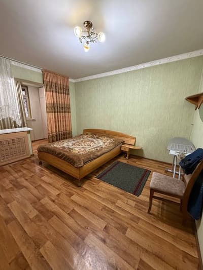 Продаётся 4/5 комн банковская квартира 5/2/5  Чиланзар Ц