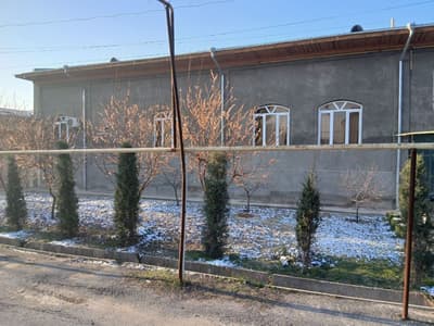 Uy sotiladi 7.5 sotix