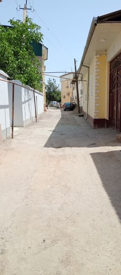 Namangan viloyati pop shaxarda joylashgan