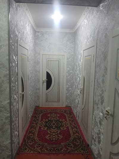 4 xonali kvartira sotiladi