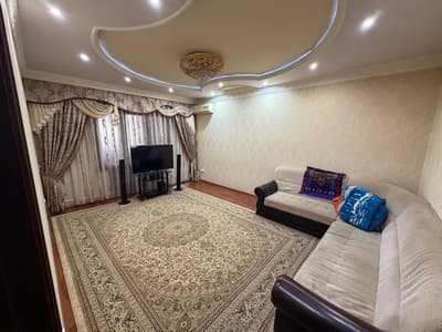 Продается 4 комнатная квартира Самарканд дарвоза Дружба народов