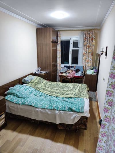 Сотилади 3/5/5 Коракамиш 1/2