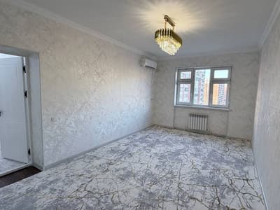 2/7/9. Сергели 3. Дом -бывшее общежитие. Квартира 42 м². Метро - 400м